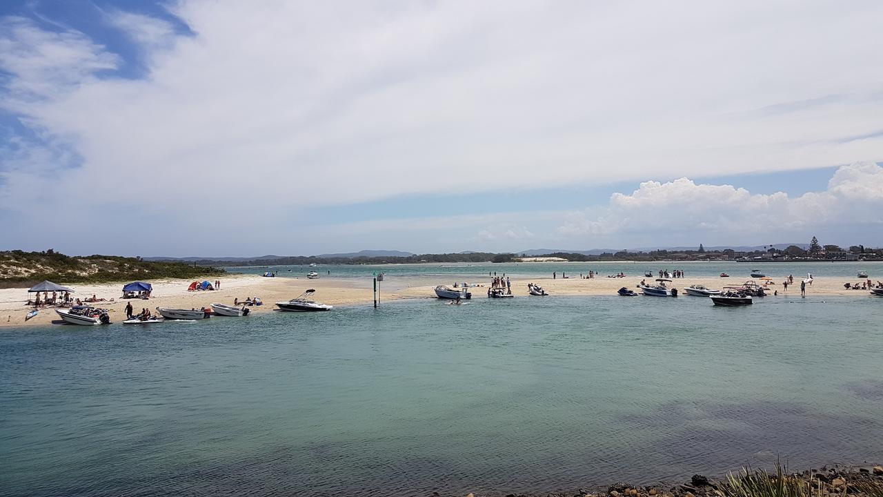 Chill-Out Beachside - Main Beach ฟอร์สเตอร์ ภายนอก รูปภาพ